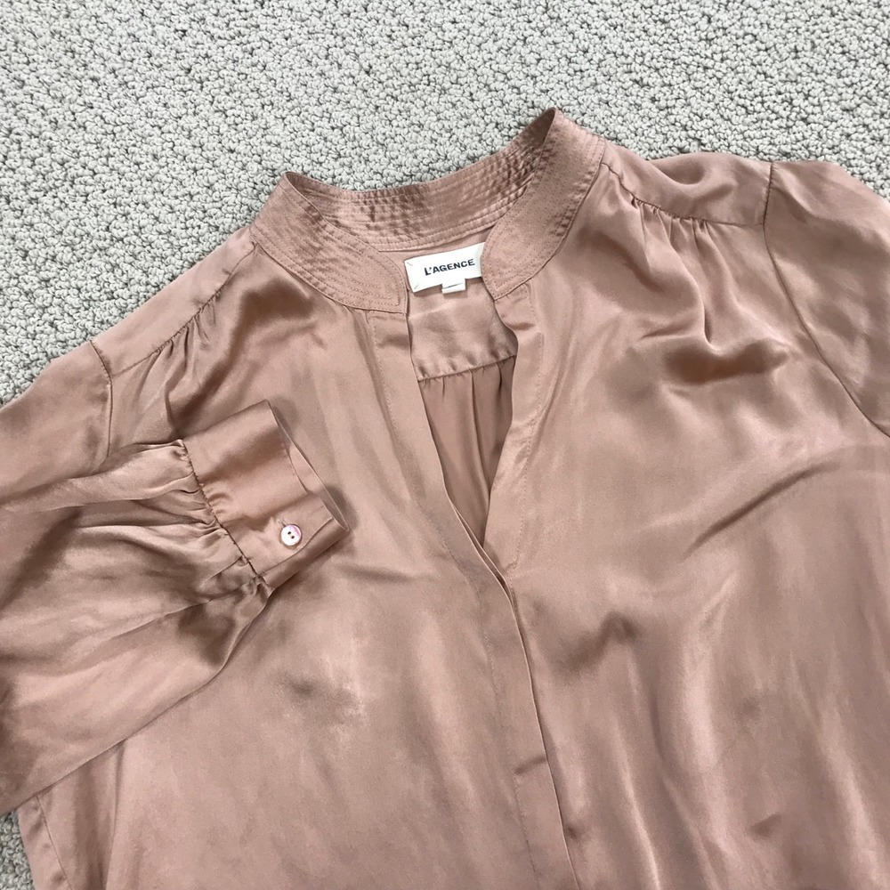 L'AGENCE Silk Blouse Dusty Rose Pink Split V-Neck Satin Top Size Medium